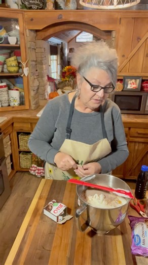 SIMPLE MILK CHOCOLATE BUNDT CAKE WITH CHOCOLATE CHIPS Farm Cooking With Nan This cake so moist and delicious!!! Y'all have got to try this! Simple ingredients that you will keep in your cabinets. A must try. I hope y'all enjoy! ❤️Nan #simpleingredients #BundtCakeLove #chocolatelover #justforyou #farmcookingwithnan | Farm Cooking with Nan