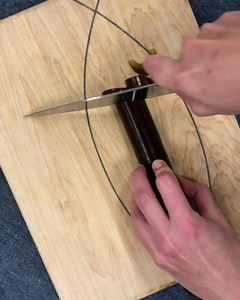 Barnacle Foods Bullwhip Kelp Hot Sauce | Made in Alaska | Delicious Savory Umami Flavor & Medium Heat | Superfood with Vitamins & Minerals | Great for Seafood, Tacos, Soups & Stews | 1 Pack