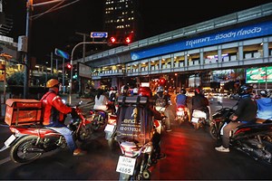 One death, total hits 2,000