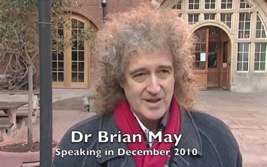 【Brian May】2010年12月，前学生布莱恩 · 梅重访伦敦帝国理工学院