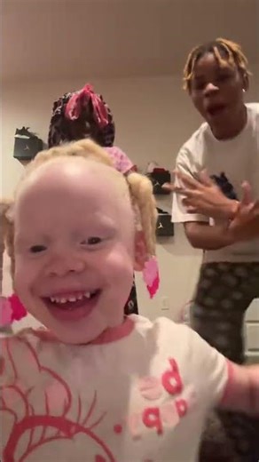 One thing the family gone do is hype Dinky up 💗💗 #dance #bestdancers #baby