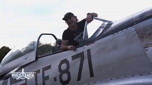 Rock star Bruce Dickinson is a passionate pilot and collector of historic aircraft. Elmar and Achim get along immediately with the Iron Maiden frontman, so the British singer in Breisgau may gain first flight experience in a P-51 Mustang. Video by: Wingmen - Zwei Brüder heben ab from DMAX | Eddie The Head Fan Club