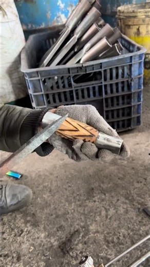 Master Craftsman at Work Making a Strong Wooden Axe Handle #knifehandle #shorts