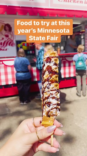 146K views · 1.4K reactions | From #pizza with #pickles to deep-fried #icecream, Minnesota State Fair has many unique foods to try. #foodinsider | Insider Food | Facebook