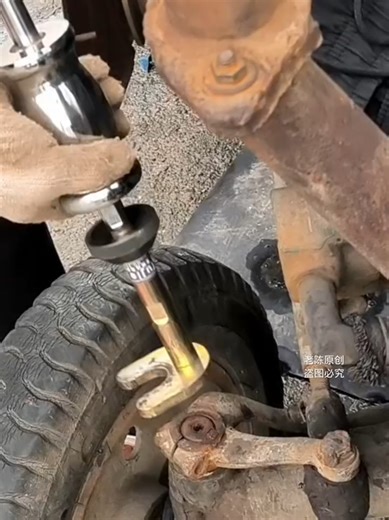 Mastering Stuck Bolts with a Slide Hammer Tool