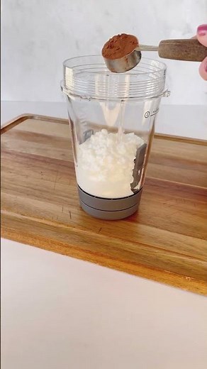 Cottage Cheese Chocolate Mousse 🍫 Recipe: lolohomekitchen.com