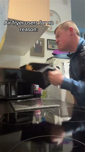 Why all of a sudden do we work at the local chippy on a Friday night #funny #relatemuch #jakelandto