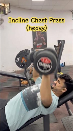 Incline chest press with dumbbells #chest #inclinebenchpress #dumbbell #workoutmotivation