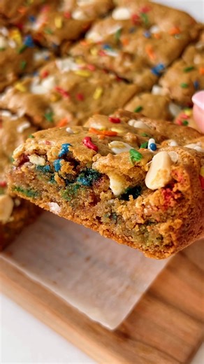 38K views · 124 reactions | White Chocolate Funfetti Blondies | Fit Foodie Finds | Facebook