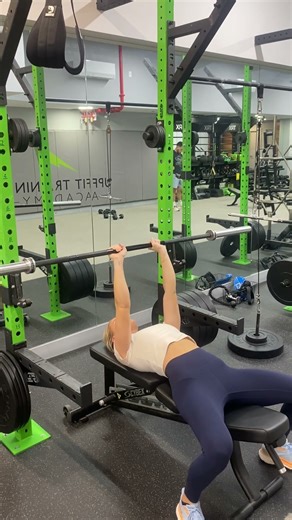 BB Close Grip Bench Press 2