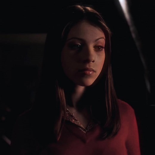 Dawn summers fights slayer and wins (real) #buffythevampireslayer #btvs_buff #dawn #dawnsummers #foryou #foryoupage #michelletrachtenberg #buffyedit #btvs #lesbian #buffy #btvsedit #slay