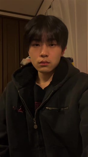 Learning Sign Language: Express Yourself Through Touch