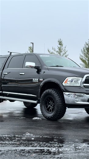2020 Ram Big Horn vs 2017 Ram Limited Comparison