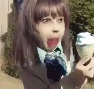 stable diffusion txt2vid试玩～吃冰激凌！