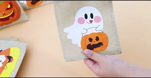 DERAYEE Halloween Burlap Treat Bags with Drawstrings, 6"x 8" Gift Candy Bags Goodie Bag for trick or treat Kids Halloween Party Favor 18Pcs