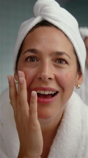 ¡Tu rutina de skincare cambia contigo!🧖‍♀️Encuentra los productos ideales para ti en Falabella 💚