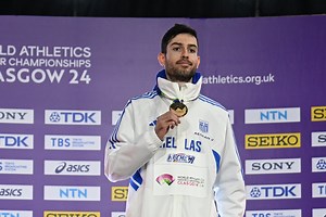 Μήκος (Α) | Η απονομή του χρυσού μεταλλίου στον Μίλτο Τεντόγλου