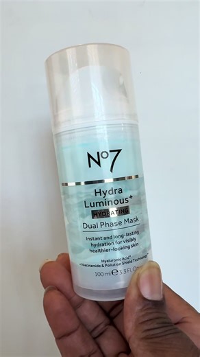 #AD My night time skincare routine. Use my link to save on your order. https://community.no7beauty.com/s/rebecca.t @No7 Skincare #No7Beauty #NoBeautyCommunity