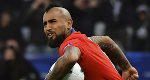 Perú vs. Chile: Arturo Vidal se lució en el tenis de mesa y se llevó a casa una Play Station 5