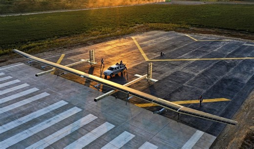 #ChinaTech: The Qimingxing 50 drone took off on Saturday in #Yulin, #Shaanxi Province, and stayed in the air for 26 minutes before landing, according to the Aviation Industry Corp of China on Sunday. #AVIC #CleanEnergy | Xi's Moments