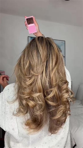 How to Create Perfect Heatless Curls with Socks