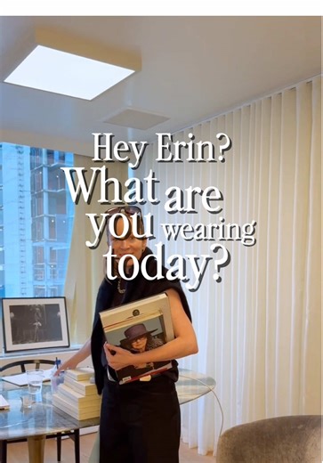 What you wear shapes how you feel. When you choose pieces that align with your mood, goals, and the energy you want to carry into the day, you don’t just get dressed, you elevate your entire life. ✨🖤