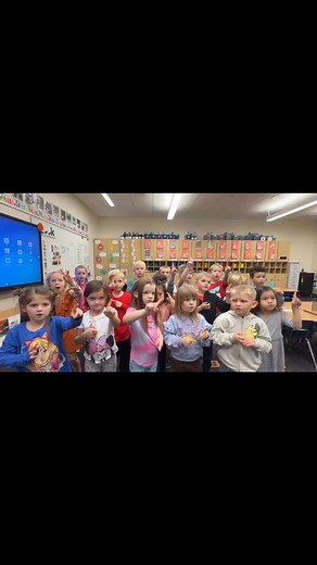 As we pause to honor our veterans tomorrow, take a moment to enjoy this clip of Mrs. Staley’s kindergarten class at Pasadena Park Elementary signing the Pledge of Allegiance to music. | West Valley School District Spokane