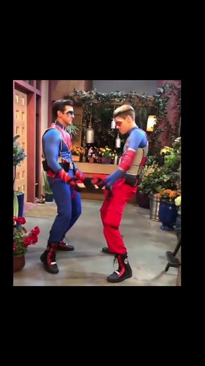 love me some men who can dance🕺🏻 #jacenorman #cooperbarnes #ellaanderson #henrydanger #dangerforce #nickelodeon #henryhart #captainman #kiddanger #captainmanandkiddanger #raymanchester #bts #ellaanderson #piperhart