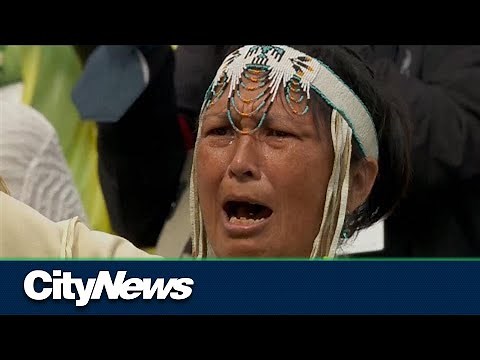 Meaning behind powerful Cree ‘O’ Canada’ sung after Pope’s apology