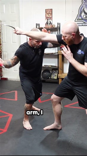 Silat vs Overhead Strike (Quick Counter)
