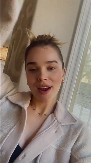 hailee steinfeld singing coast via tiktok