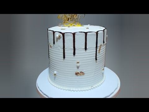 How to Decorate a Birthday Cake with White Buttercream |Cake Decorating