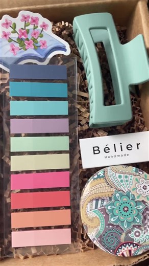 Blind Date With a Book Gift Box: Book Lover Surprise Set - Etsy