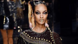 How to Do a Gold Lip Like the Celebs