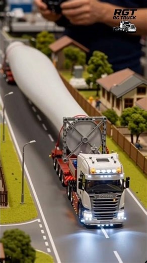 RC Scania Transporting a Giant Wind Turbine Blade | Precision Drive #RCScania#RCTruck#MiniatureWorld