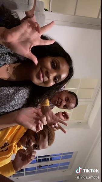 Understanding Sign Language Through Gesture Communication