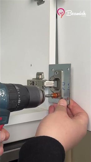 Strong & Simple Hinge Repair Method #diy #hinge #fixing #trick