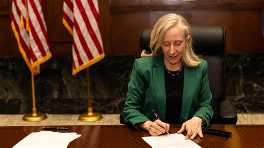 DOJ threatens to sue VA Gov. Spanberger if she signs legislation restricting gun rights