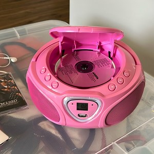 Pink boom box, Cd Player/Radio
