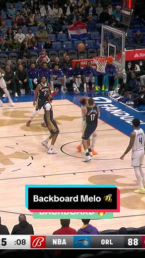Backboard Melo 😎🐝 #NBA #LaMeloBall #Hornets