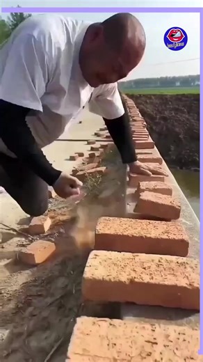 38K views · 120 reactions | Imagine breaking bricks with your hand ! Well watch this guy ! 勞勞 | Magic Hands Creations | Facebook