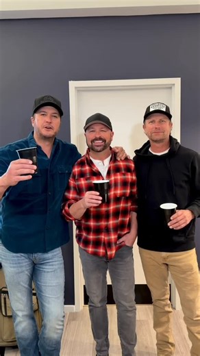 Luke Bryan Official on Instagram: "It’s about to be a good time with my buddies at @crashmyplaya Tune in to @highwaysiriusxm tonight at 8pm est as we gear up for Playa"