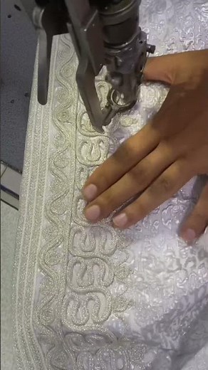 سحر الطرز التقليدي: دقة وإبداع في فن "التنبات" والماكينة 🧵✨