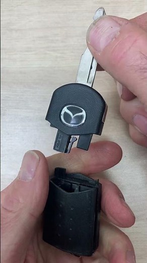 Mazda Flip Key battery change -EASY DIY #automobile #mechanic #remotebattery #remotecontrol #mazda