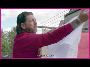 Comment tendre le linge sur un fil ? Découvrez comment vos maris survivent quand vous n'êtes pas là.