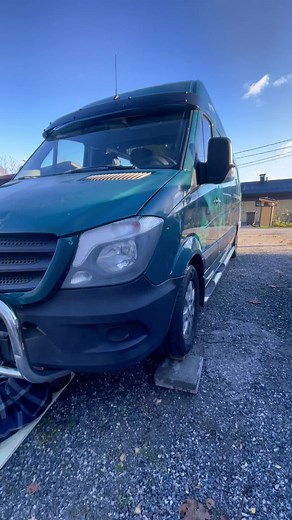 Matkailuauton rakennus käyntiin! 🤩 #matkailuauto #sprinter #sprintervan #pakettiautokoti #kotitienpäällä #unelmistatotta #mercedes #van #vanbuild