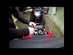 2011-2024 GSX-R 600-750 Battery Removal How To