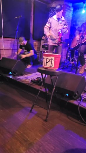 Nashville: Discovering Your New Song in a Bar