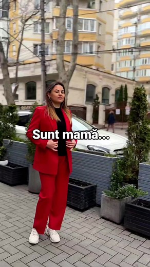 💫Motivul pentru care te simți obosită deja dimineața, poate fi legat de consumul redus de legume proaspete. 💫Organismul pentru a funcționa optim, necesită aproximativ 0.5 kg de salată verde. Consumând-o, ai primi aportul zilnic de vitamine și ai obține energia necesară pentru a petrece timpul plăcut alături de copiii tăi şi cei apropiați. 💫De asemenea, lipsa necesarului zilnic de vitamine și nutrienți poate duce la încetinirea metabolismului, ceea ce poate contribui la creșterea în greutate.