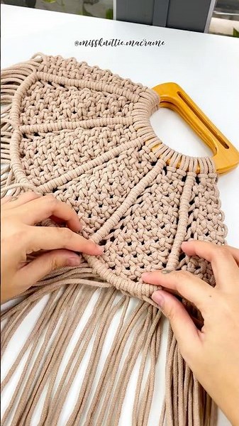 Scaled up my Seashell Bag 🐚✨ Love the result! #macrame #macramebag #DIY #summer